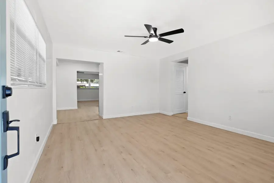 207 W Bougainvillea Avenue, Tampa, FL 33612 - #2