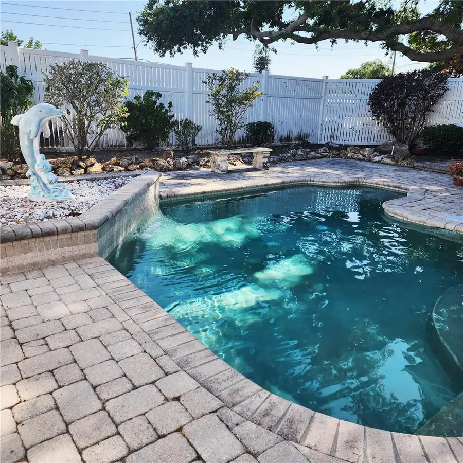 14492 Oakglen Drive N, Largo, FL 33774 - #2