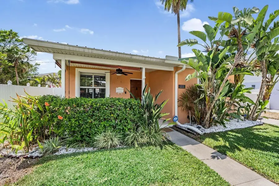 208 Como Street, Tampa, FL 33606 - #2