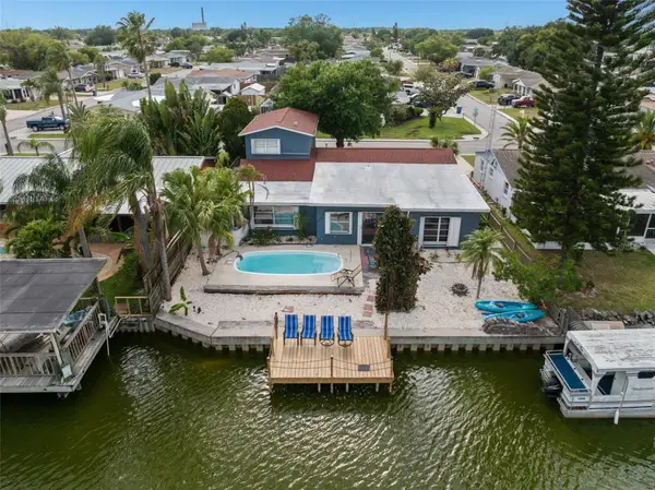 2330 Society Drive, HOLIDAY, FL 34691