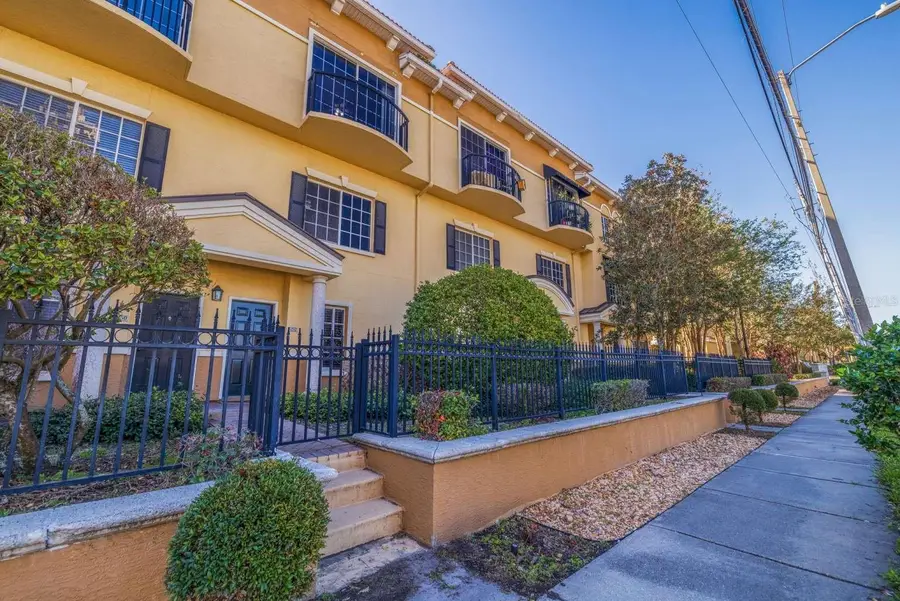 5252 W Kennedy Boulevard, Tampa, FL 33609 - #2