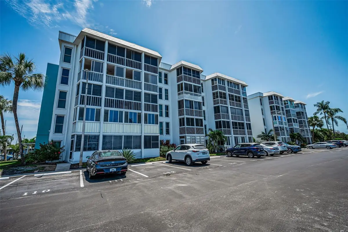 4908 38th Way S #204, Saint Petersburg, FL 33711 - #1