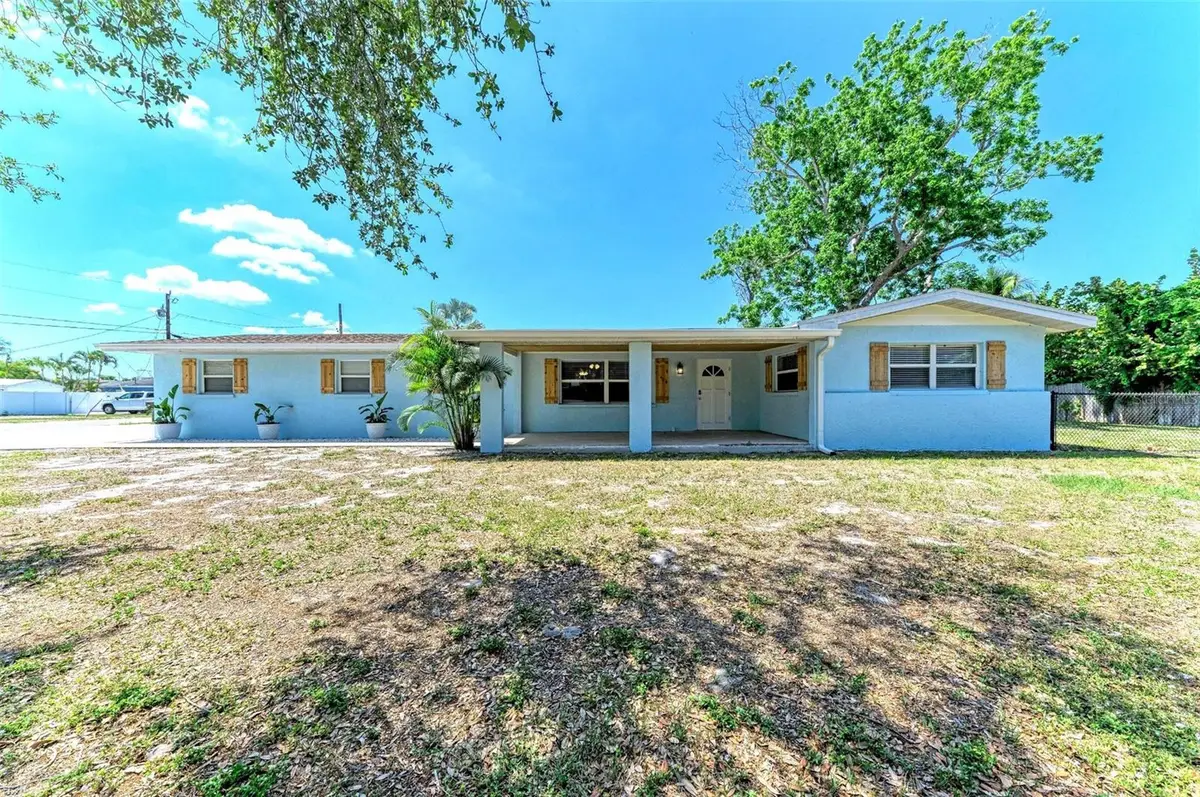 2401 10th Street W, Palmetto, FL 34221 - #1