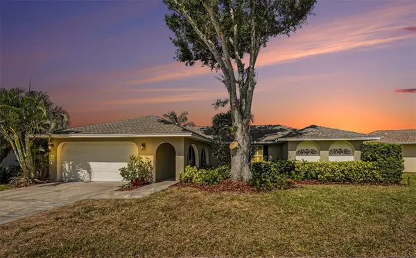 10392 136th Street, LARGO, FL 33774