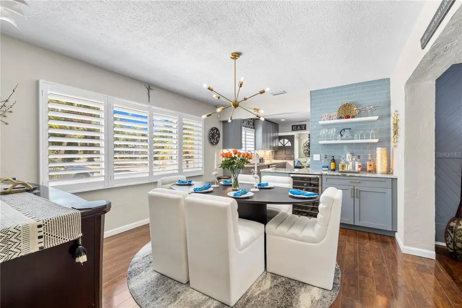 8187 23rd Avenue N, Saint Petersburg, FL 33710 - #3
