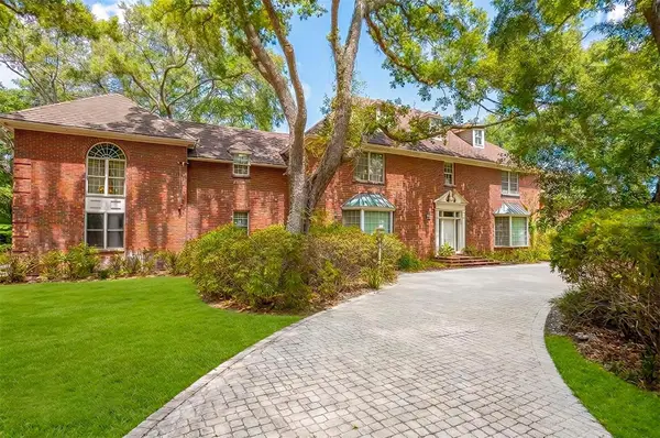 2124 Laurence Drive, CLEARWATER, FL 33764