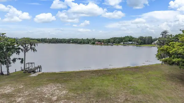 215 Lake Brant Drive, LUTZ, FL 33548