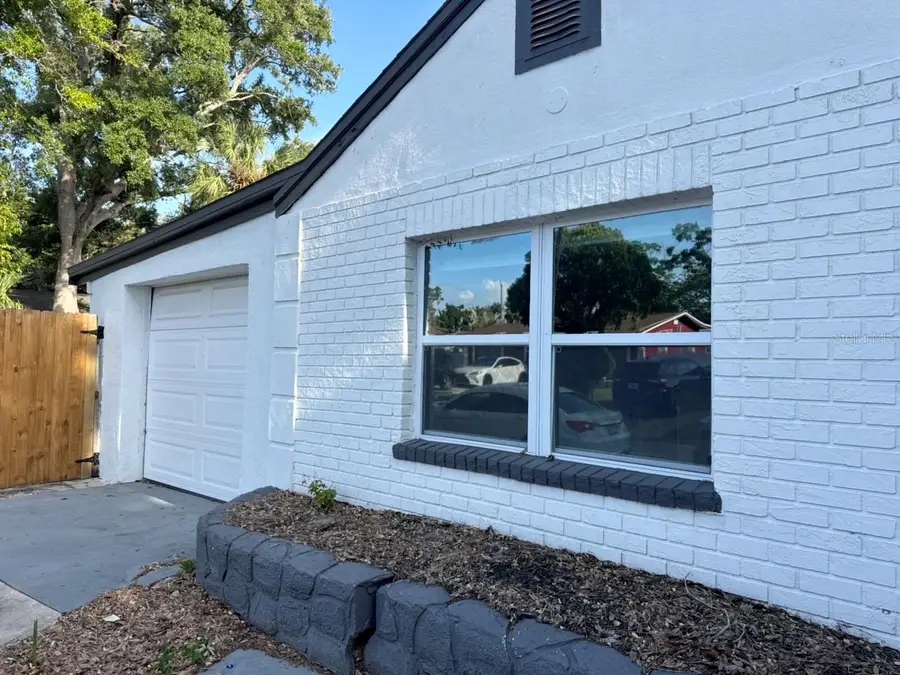 1700 30th Street S, Saint Petersburg, FL 33712 - #2