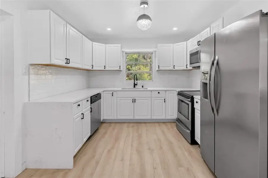 4725 N Tuttle Avenue, Sarasota, FL 34234 - #3