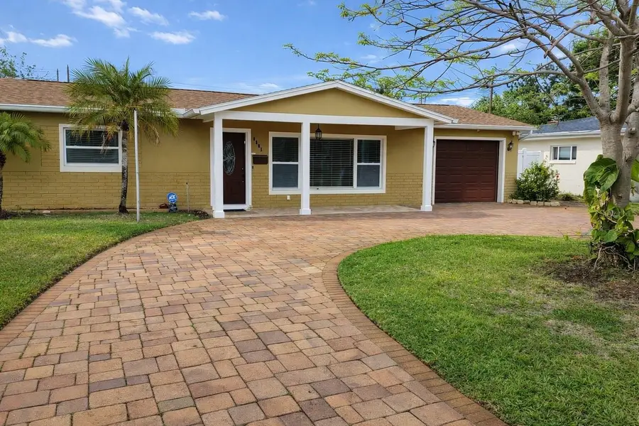 4581 21st Avenue N, Saint Petersburg, FL 33713 - #2