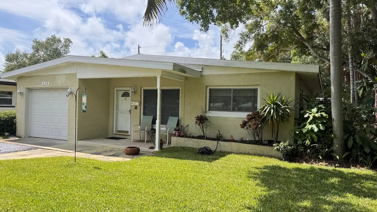 559 Villagrande Avenue S, Saint Petersburg, FL 33707 - #1