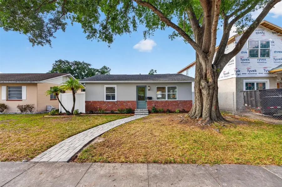 861 45th Avenue N, Saint Petersburg, FL 33703 - #2