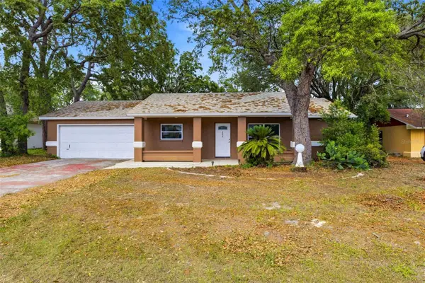8076 Wooden Drive, SPRING HILL, FL 34606