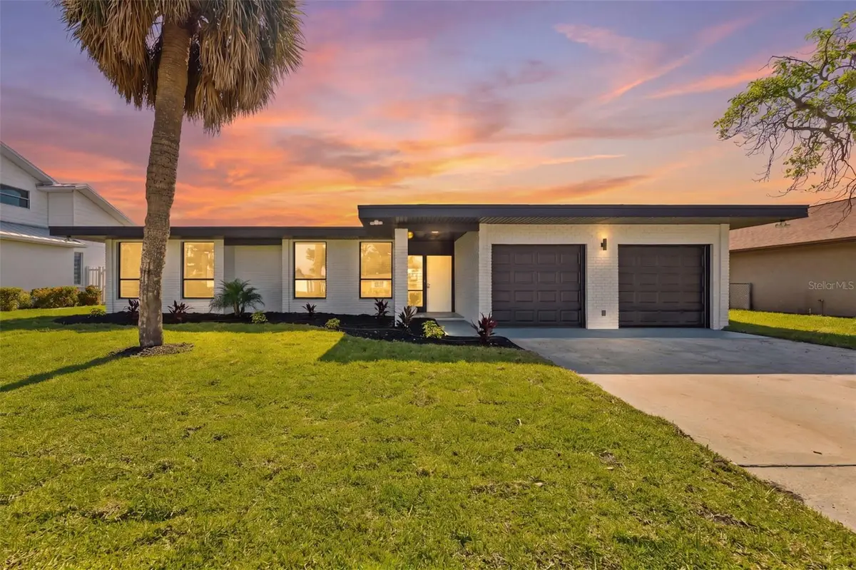 3917 E Eden Roc Circle, Tampa, FL 33634 - #1