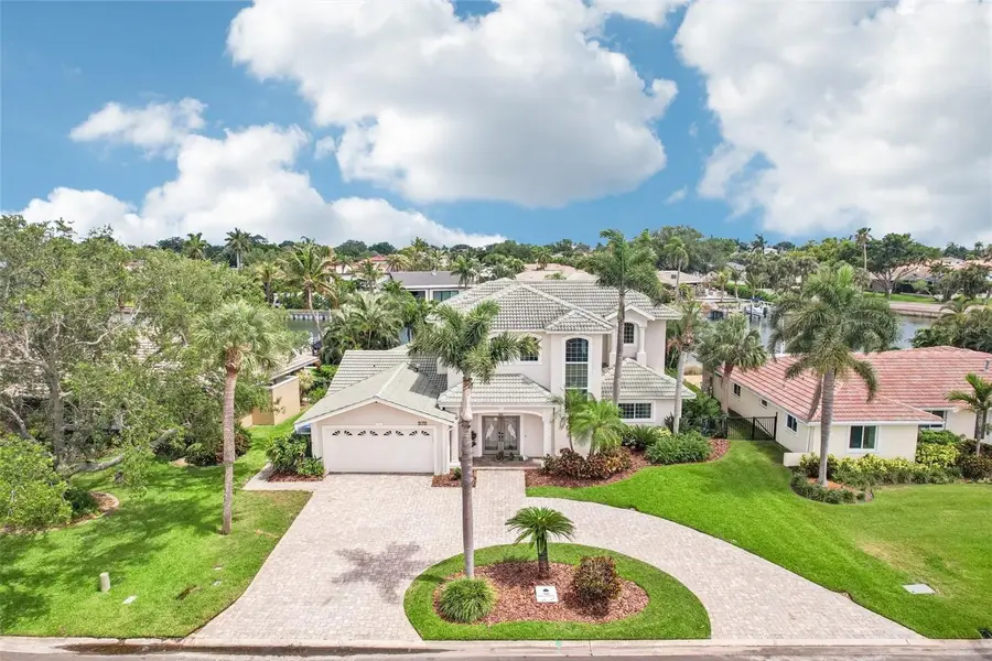 2032 Massachusetts Avenue Ne, Saint Petersburg, FL 33703 - #3