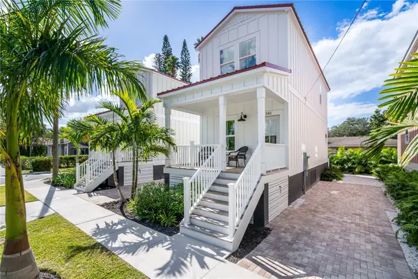 340 6th Street E, BRADENTON, FL 34208