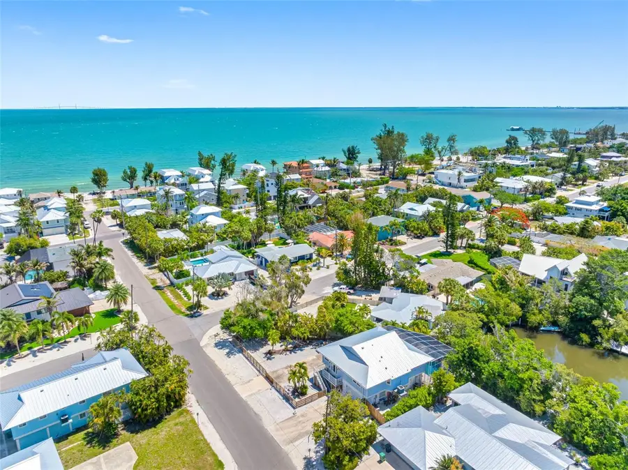417 Poinsettia Road, Anna Maria, FL 34216 - #3