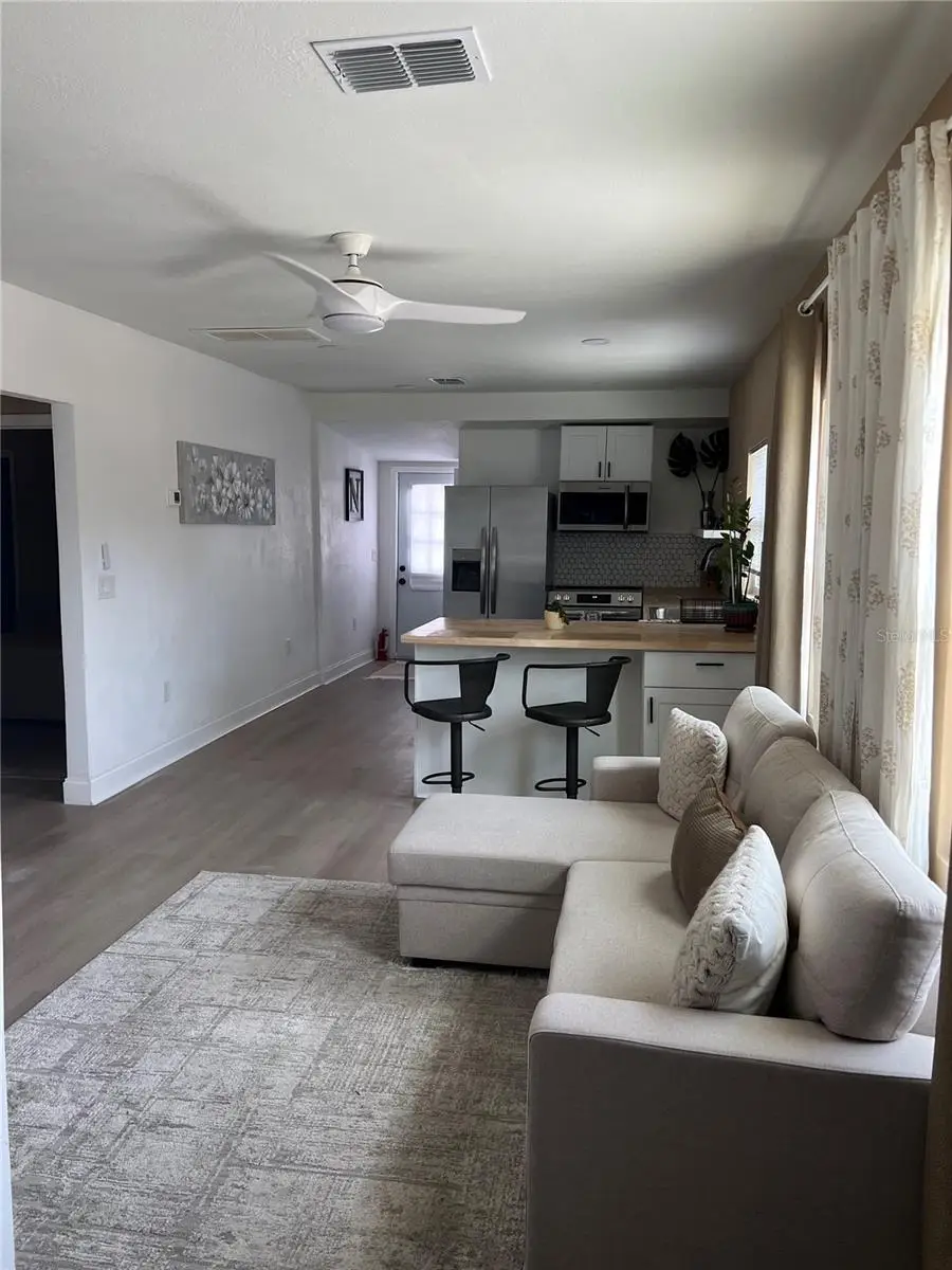 3859 9th Avenue S, Saint Petersburg, FL 33711 - #2
