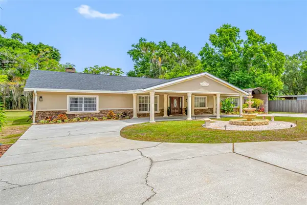 15314 Lake Magdalene Boulevard, TAMPA, FL 33618