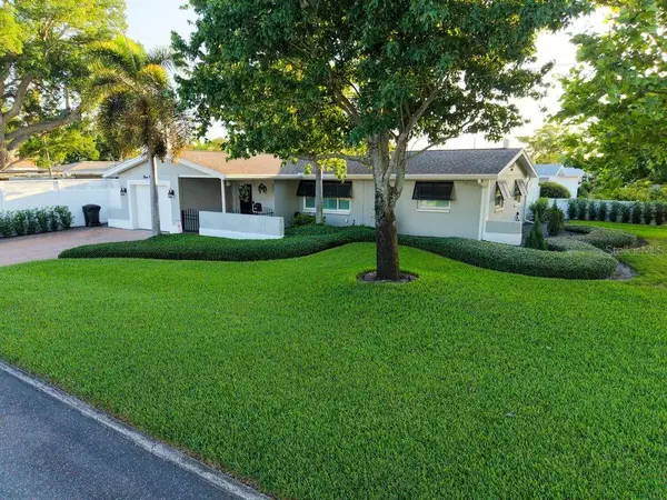 1150 48th Street N, ST PETERSBURG, FL 33713
