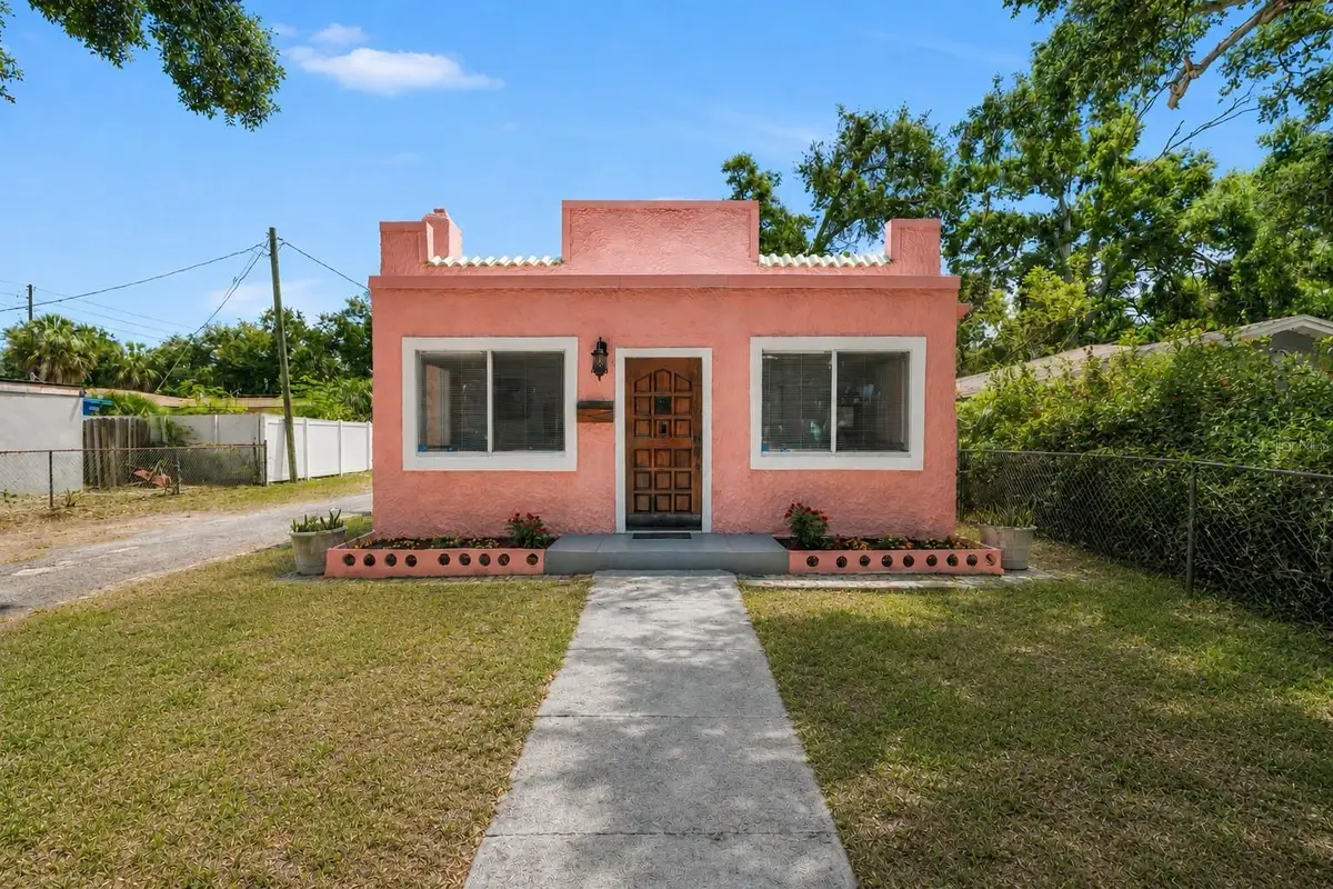 2220 23rd Street S, Saint Petersburg, FL 33712 - #1