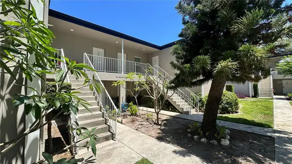 165 Picardy Villa Circle #202, BRANDON, FL 33510
