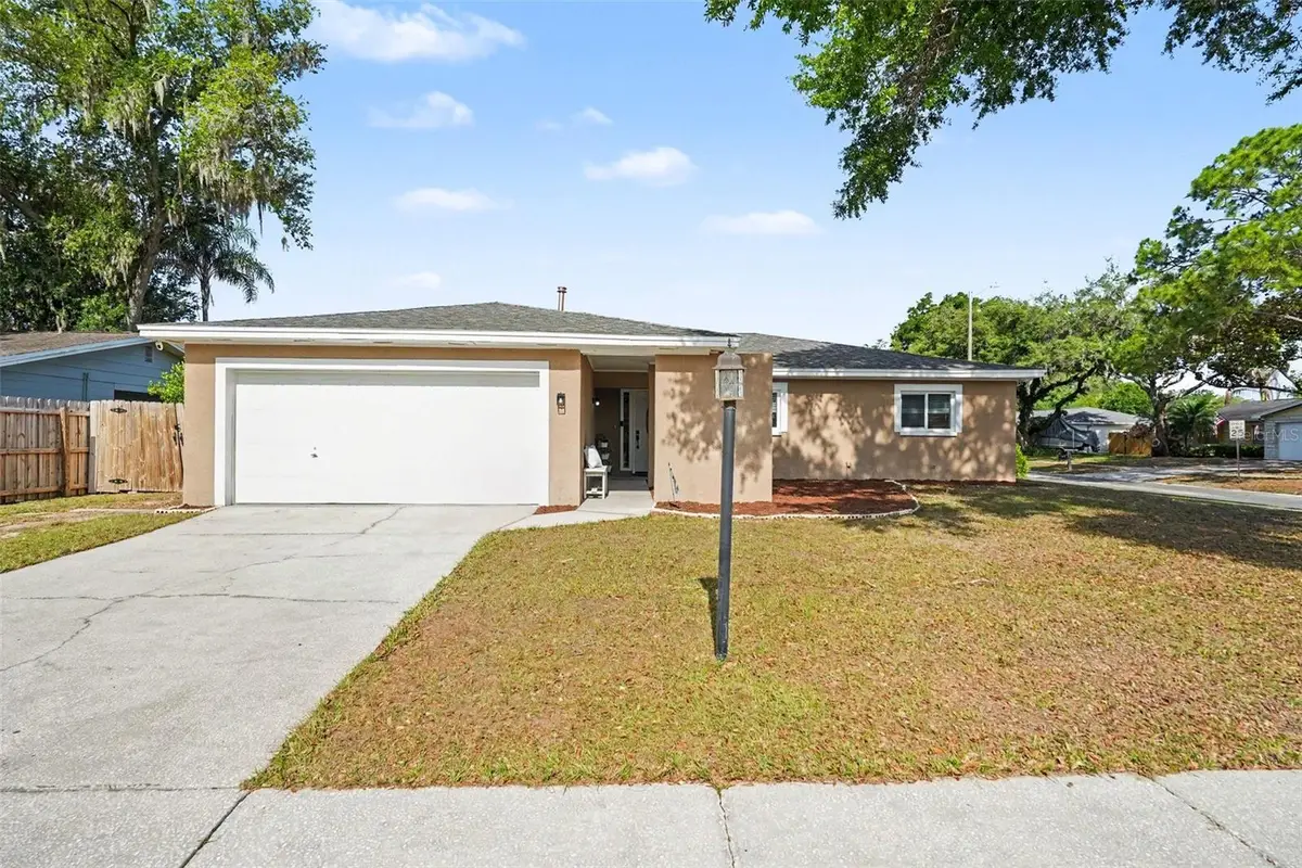 2209 Sherbrook Drive, Valrico, FL 33594 - #1