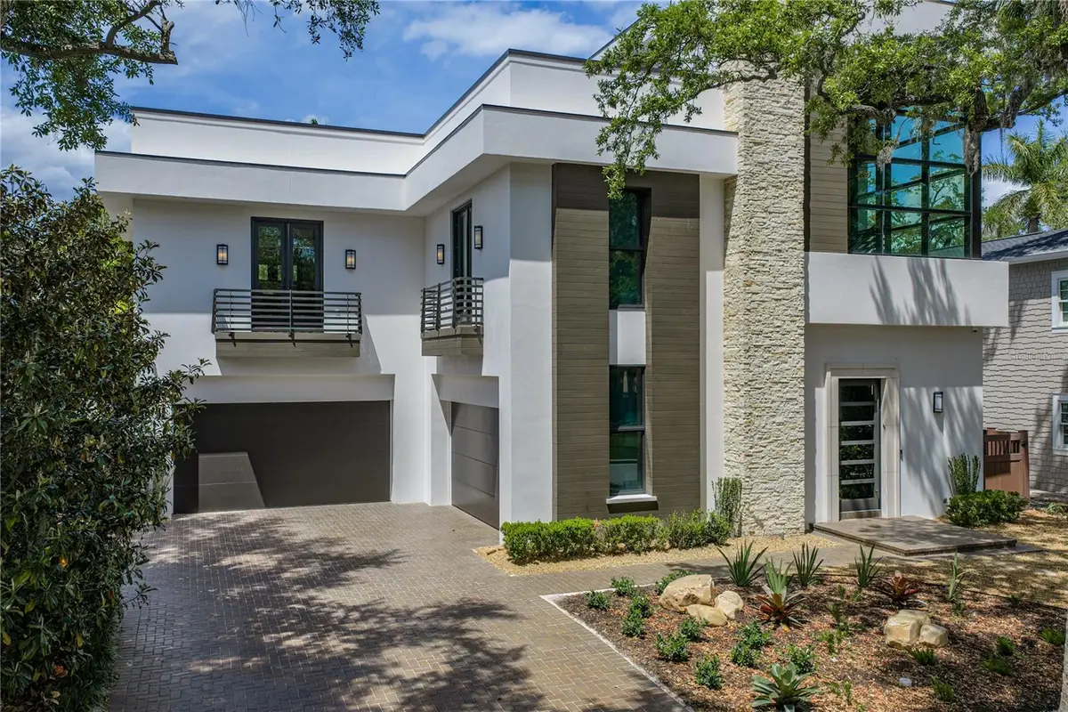 2903 W Hawthorne Road, Tampa, FL 33611 - #1