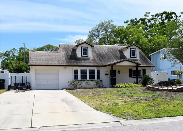 2690 64th Place N, ST PETERSBURG, FL 33702