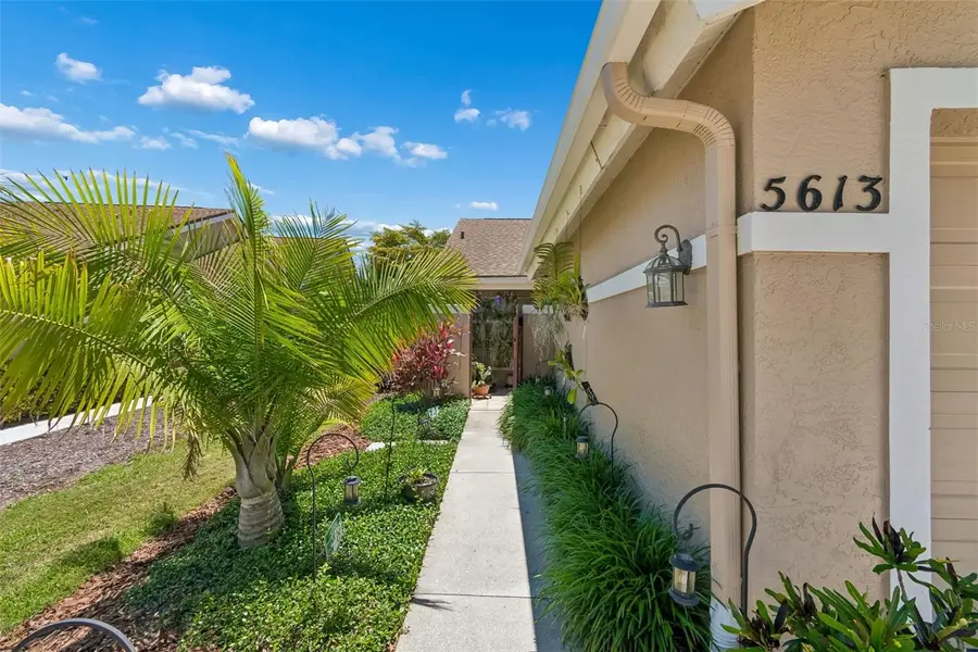 5613 Monte Rosso Road, Sarasota, FL 34243 - #3