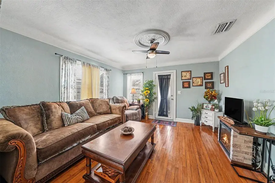 2827 9th Avenue N, Saint Petersburg, FL 33713 - #3