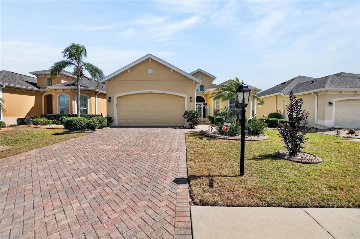 1525 Emerald Dunes Drive, Sun City Center, FL 33573 - #1
