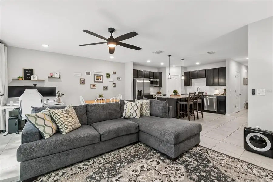 4733 Deer Track Street, Tampa, FL 33610 - #2
