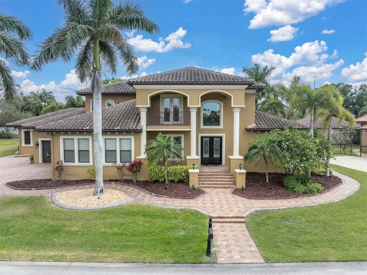 1067 Ashland Avenue, Tarpon Springs, FL 34689 - #1