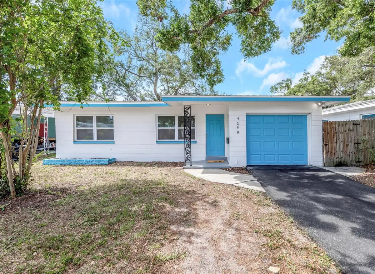 4658 25th Avenue S, Saint Petersburg, FL 33711 - #1