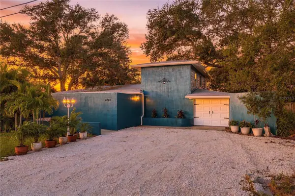 4720 Welch Causeway, ST PETERSBURG, FL 33708