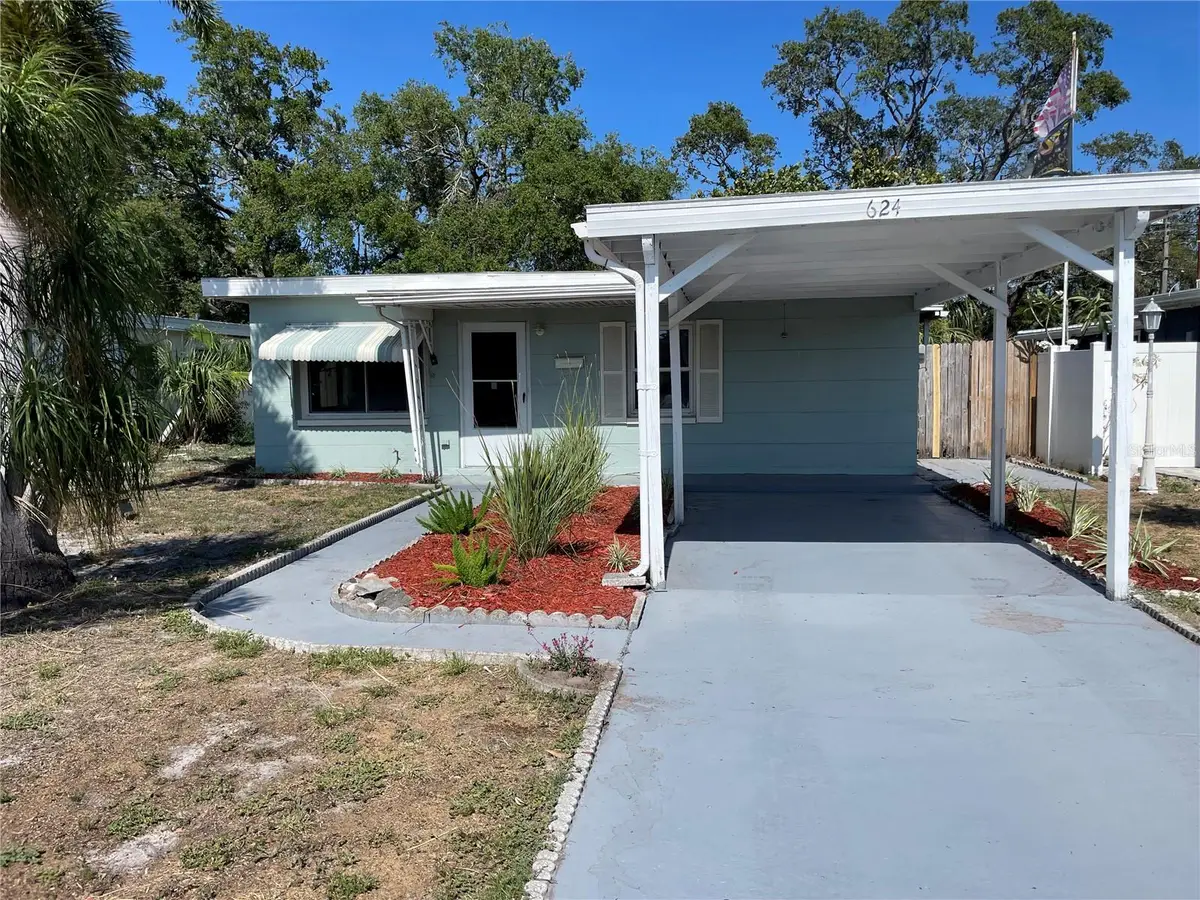 624 Folsom Street S, Saint Petersburg, FL 33707 - #1