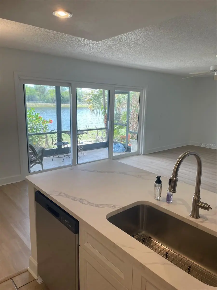 706 115th #2401, Saint Petersburg, FL 33716 - #2