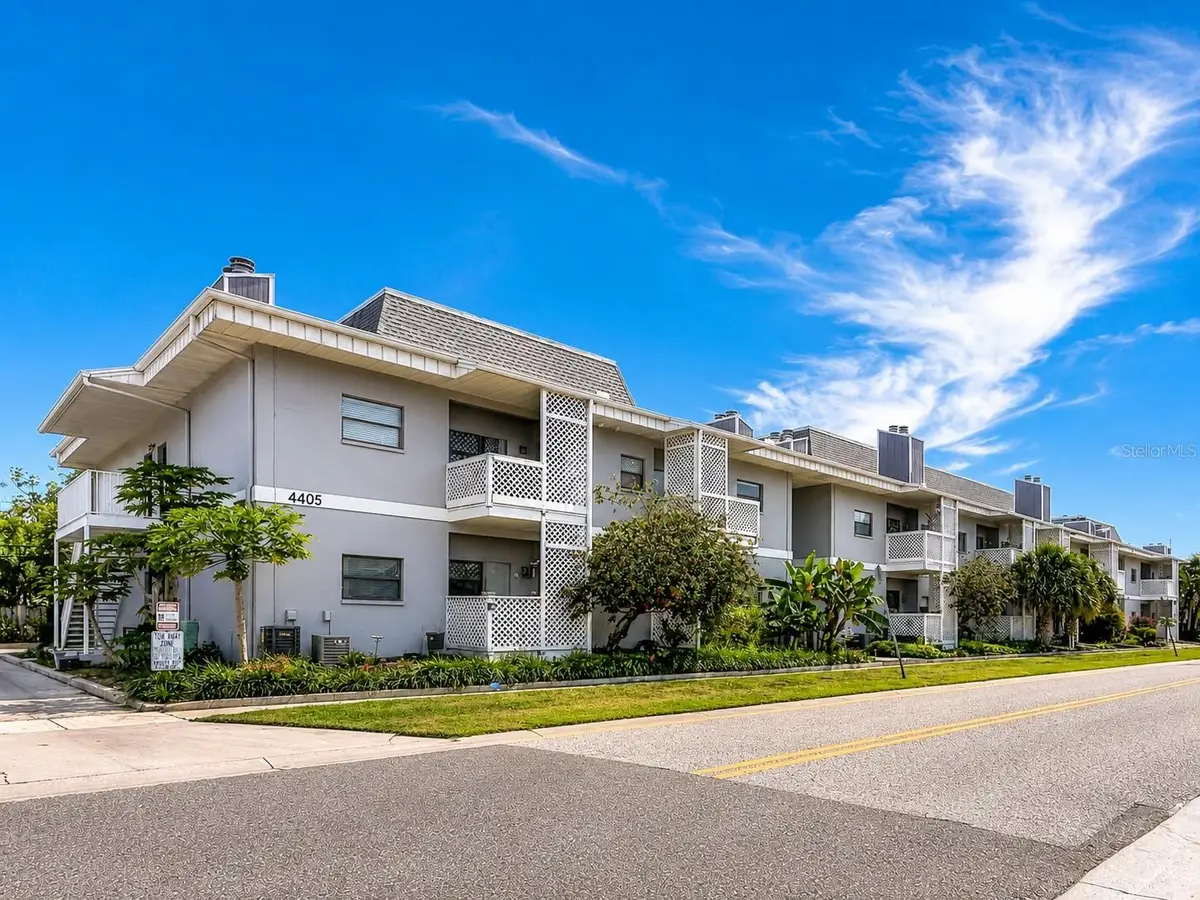 4405 W Fair Oaks Avenue #18, Tampa, FL 33611 - #1