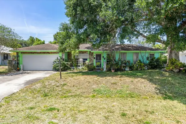 194 Del Monte Road, SEBASTIAN, FL 32958