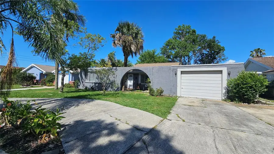 3442 Overland Drive, Holiday, FL 34691 - #2