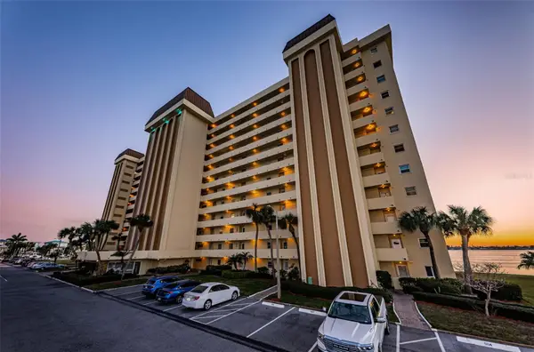 4525 Cove Circle #1207, ST PETERSBURG, FL 33708