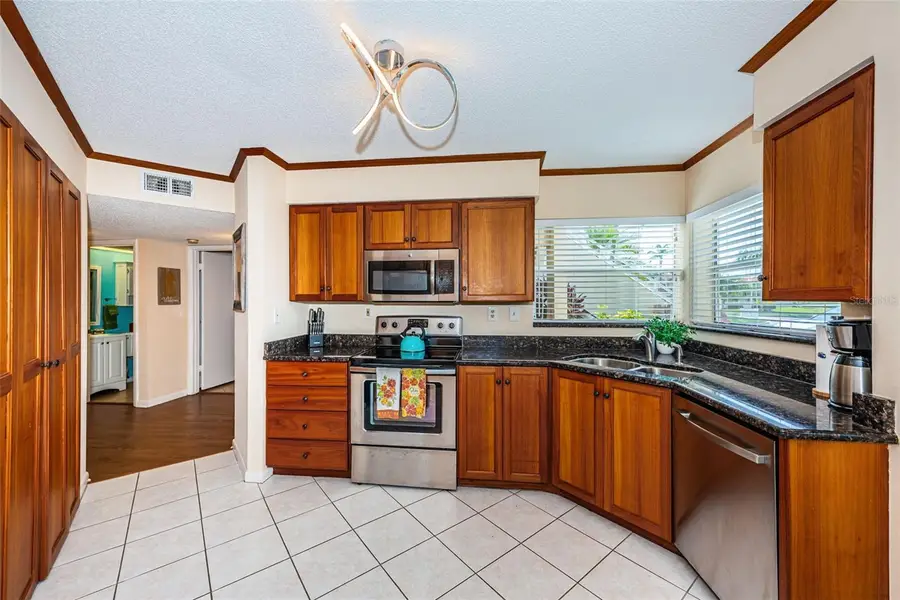 6181 Bahia Del Mar Boulevard #112, Saint Petersburg, FL 33715 - #2