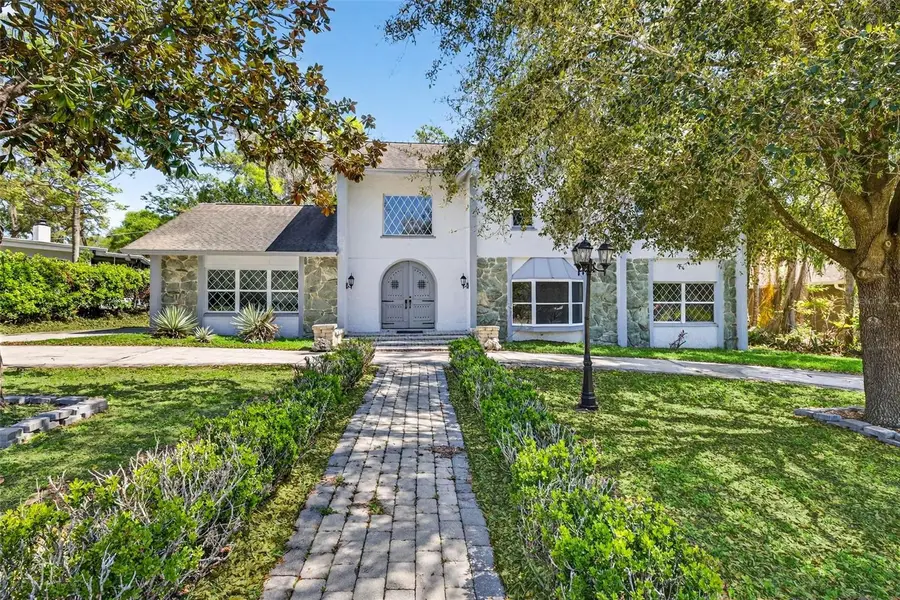 305 Bannockburn Avenue, Temple Terrace, FL 33617 - #3