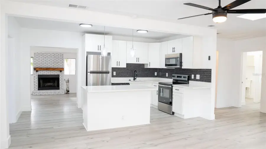 15 N Saturn Avenue, Clearwater, FL 33755 - #2