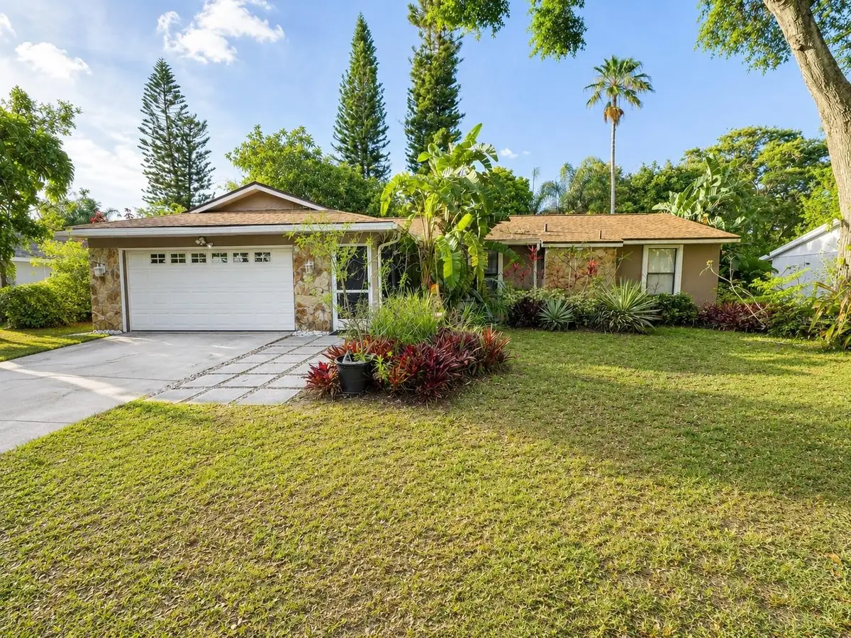 1671 Castlewood Lane, Palm Harbor, FL 34683 - #1