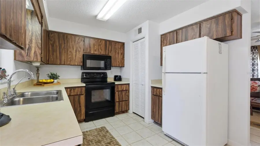 7115 Lexington Circle, Brooksville, FL 34602 - #3