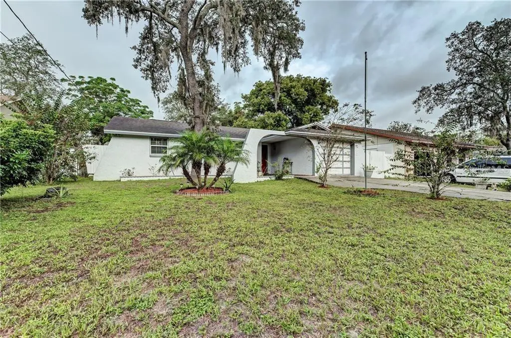 9816 N Connechusett Road, Tampa, FL 33617 - #1
