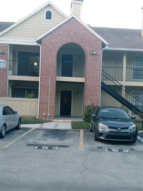 Address Withheld By Seller, TAMPA, FL 33614