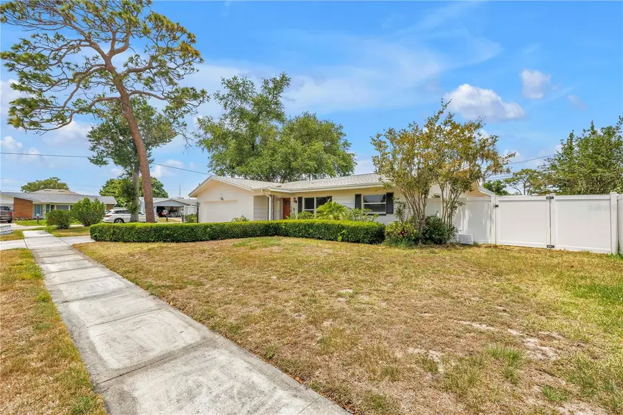 1550 Idle Drive, Largo, FL 33756 - #2